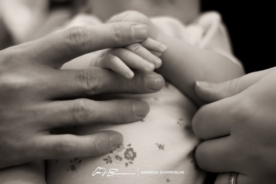 newborn pictures in smyrna 3.jpg